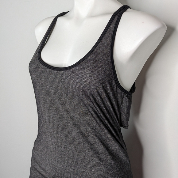 Lululemon Run the Day dark grey racer back scoop neck workout tank top M - Picture 2 of 7